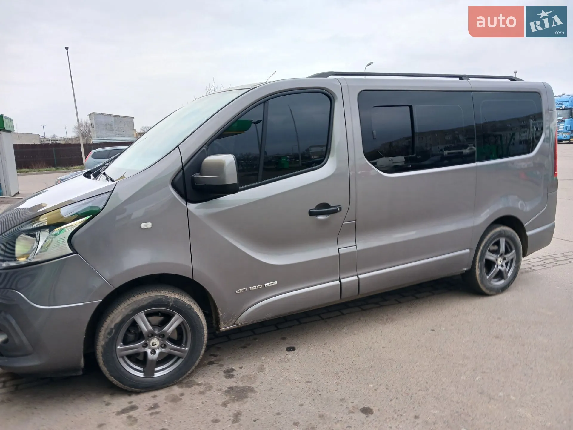 2015 Renault Trafic - мініатюра 21