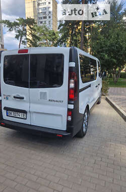 Минивэн Renault Trafic 2019 в 