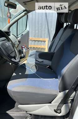 Минивэн Renault Trafic 2006 в Киеве