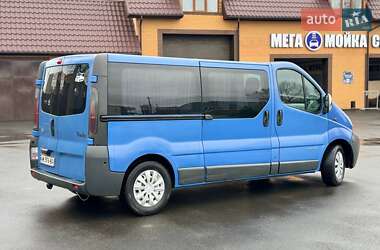 Мінівен Renault Trafic 2005 в Благовіщенську