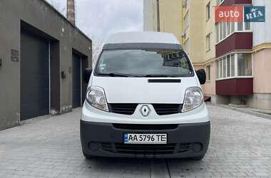 Грузовой фургон Renault Trafic 2014 в 