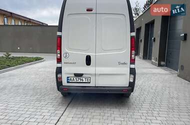 Грузовой фургон Renault Trafic 2014 в Каменец-Подольском