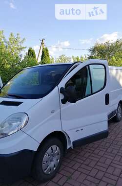 Грузовой фургон Renault Trafic 2007 в Каневе