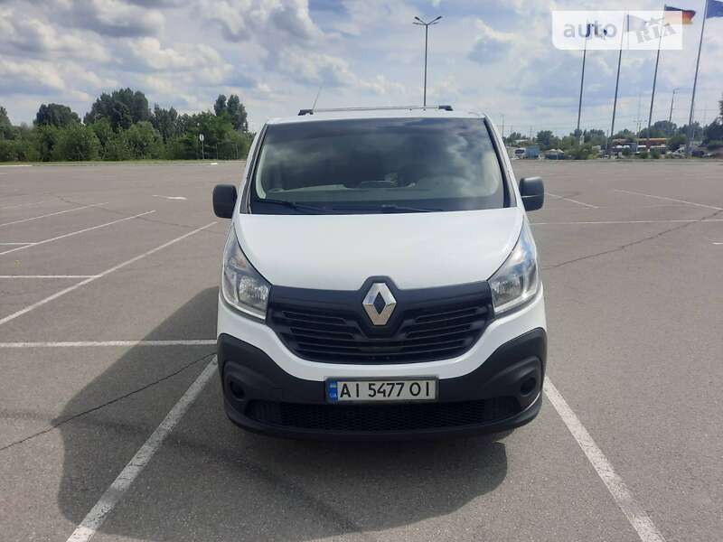 Грузовой фургон Renault Trafic 2016 в Киеве