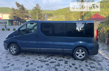 Минивэн Renault Trafic 2007 в 