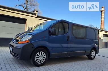 Минивэн Renault Trafic 2006 в Каменец-Подольском