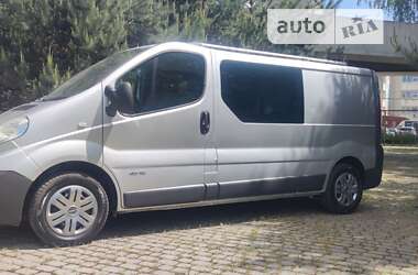 Минивэн Renault Trafic 2009 в Луцке