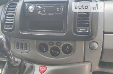 Мінівен Renault Trafic 2009 в Луцьку