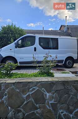Мінівен Renault Trafic 2006 в 