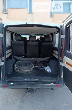 Минивэн Renault Trafic 2010 в Вараше