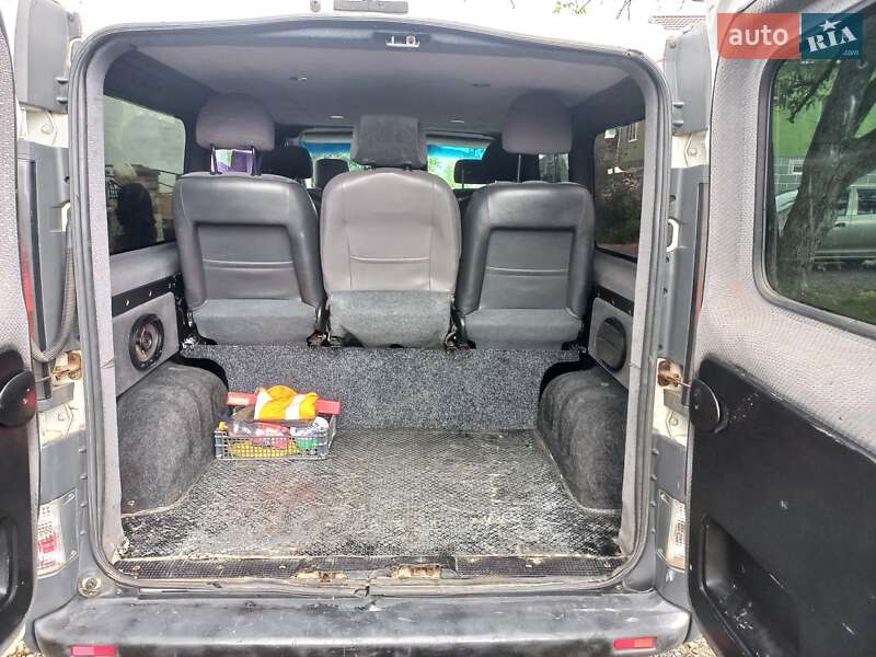 Минивэн Renault Trafic 2005 в Виноградове