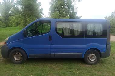 Мінівен Renault Trafic 2004 в Кропивницькому