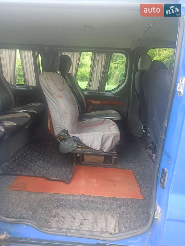 Минивэн Renault Trafic 2004 в Кропивницком