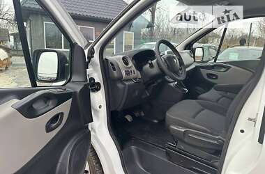 Грузовой фургон Renault Trafic 2017 в Казатине