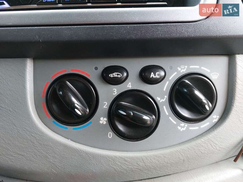 Мінівен Renault Trafic 2012 в Харкові фото 11 Мінівен Renault Trafic 2012 в Харкові