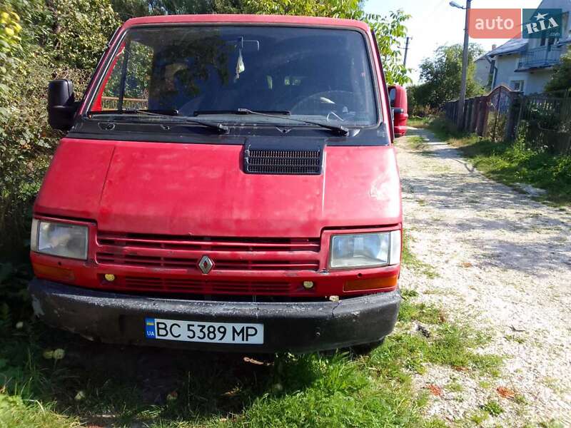 Мінівен Renault Trafic 1996 в Щирце фото 2 Мінівен Renault Trafic 1996 в Щирце