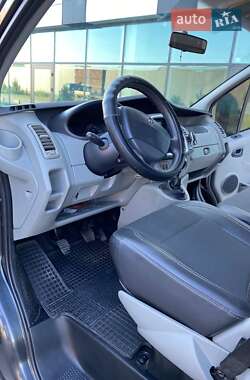 Минивэн Renault Trafic 2014 в 