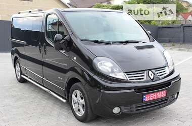 Мінівен Renault Trafic 2013 в Чернівцях