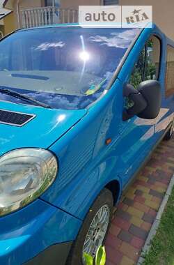 Мінівен Renault Trafic 2006 в Рівному