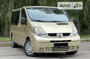 Мінівен Renault Trafic 2006 в Млиніві