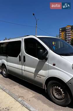 Мікроавтобус Renault Trafic 2005 в 