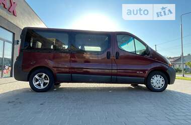 Минивэн Renault Trafic 2004 в Владимир-Волынском