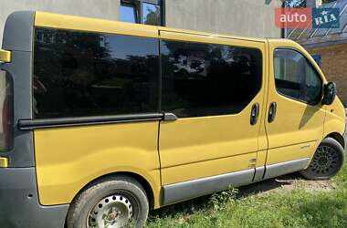 Мінівен Renault Trafic 2003 в Луцьку