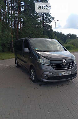 Минивэн Renault Trafic 2015 в Новояворовске