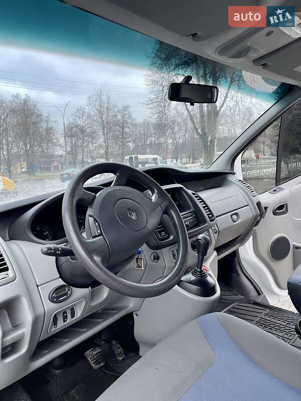 Минивэн Renault Trafic 2013 в Сумах