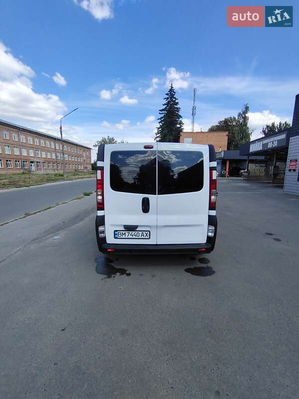 Минивэн Renault Trafic 2007 в Сумах фото 5 Минивэн Renault Trafic 2007 в Сумах