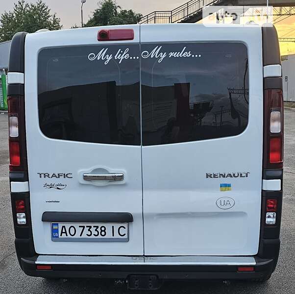 Минивэн Renault Trafic 2020 в Сваляве