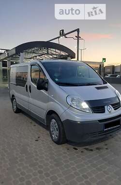 Грузопассажирский фургон Renault Trafic 2013 в Ужгороде