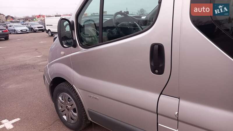 Минивэн Renault Trafic 2012 в Киеве