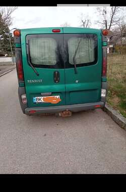 Минивэн Renault Trafic 2003 в Жовкве