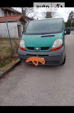 Минивэн Renault Trafic 2003 в Жовкве