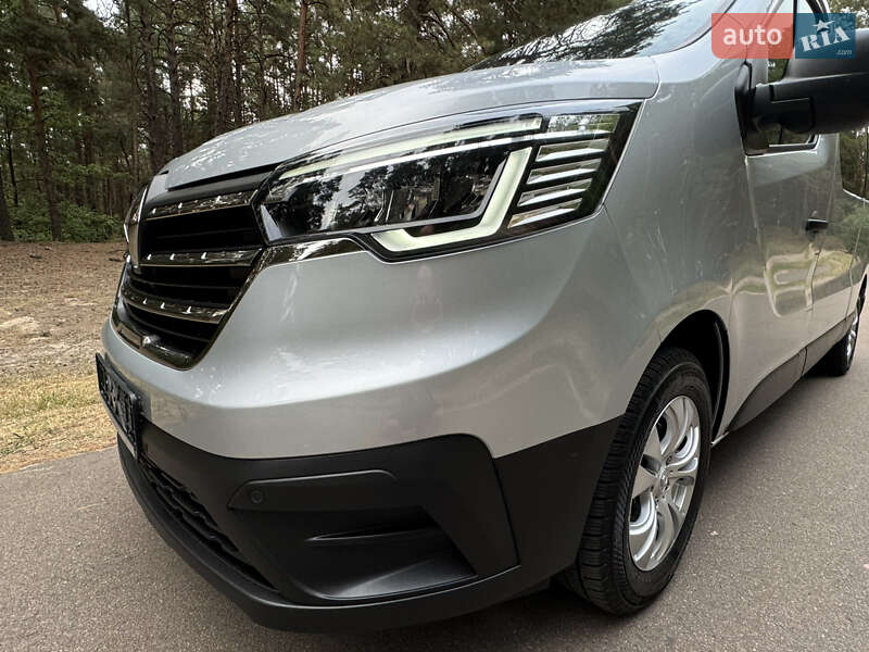 Минивэн Renault Trafic 2024 в Киеве