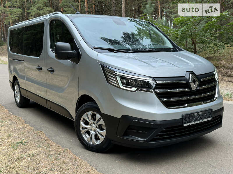 Минивэн Renault Trafic 2024 в Киеве