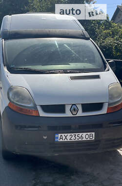 Вантажний фургон Renault Trafic 2006 в Харкові