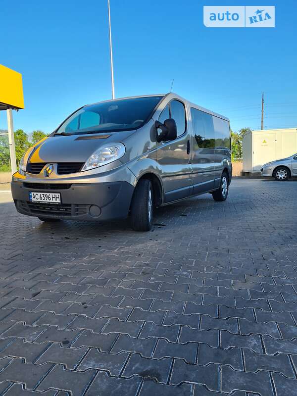 Мінівен Renault Trafic 2012 в Луцьку