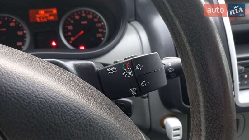 Минивэн Renault Trafic 2012 в Киеве