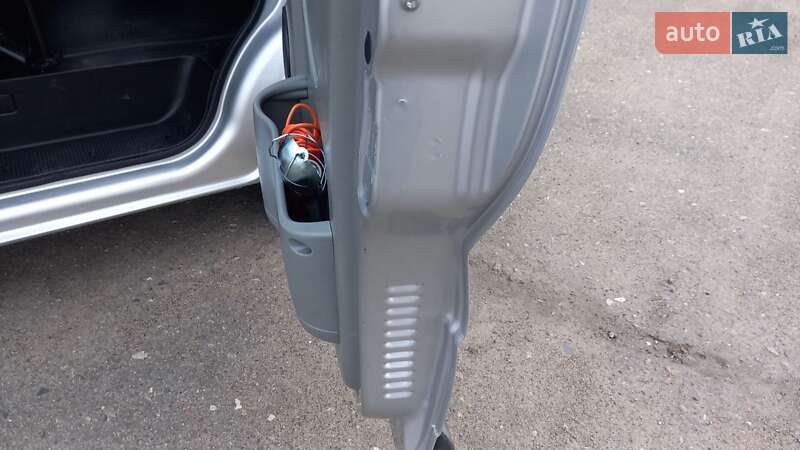 Минивэн Renault Trafic 2012 в Киеве