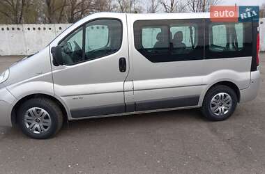 Минивэн Renault Trafic 2012 в 