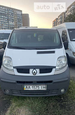 Мінівен Renault Trafic 2004 в Києві