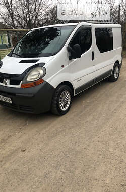 Минивэн Renault Trafic 2005 в Могилев-Подольске