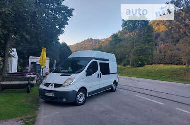 Минивэн Renault Trafic 2007 в Городке