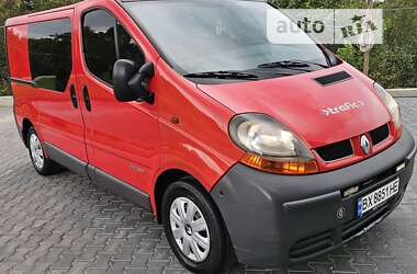 Мінівен Renault Trafic 2002 в Хмельницькому