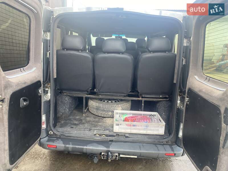 Минивэн Renault Trafic 2005 в Кривом Роге фото 4 Минивэн Renault Trafic 2005 в Кривом Роге