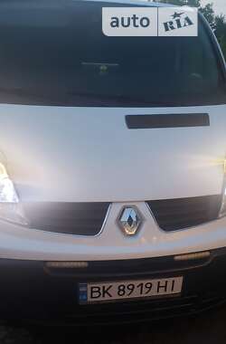 Мінівен Renault Trafic 2009 в Демидівці