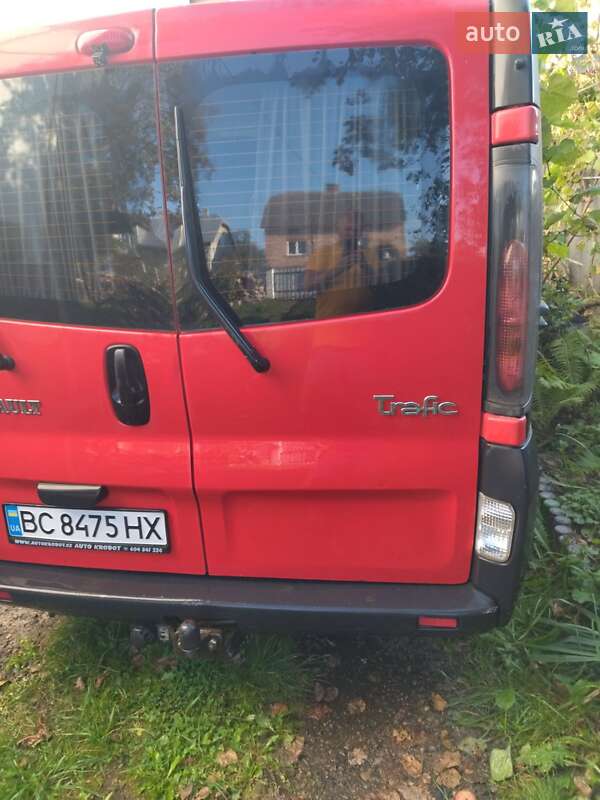 Минивэн Renault Trafic 2006 в Самборе фото 25 Минивэн Renault Trafic 2006 в Самборе