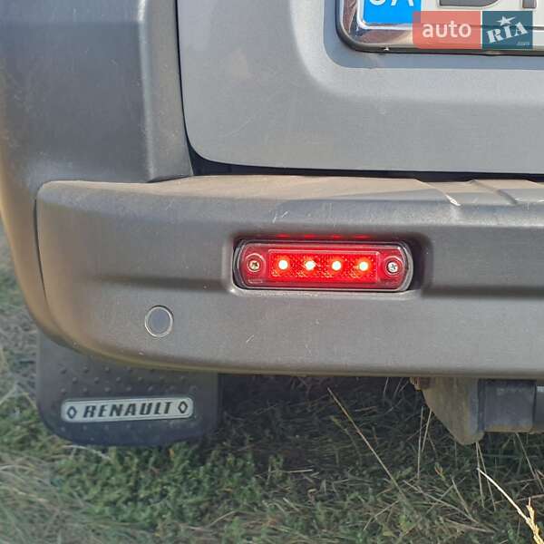 Минивэн Renault Trafic 2017 в Ровно